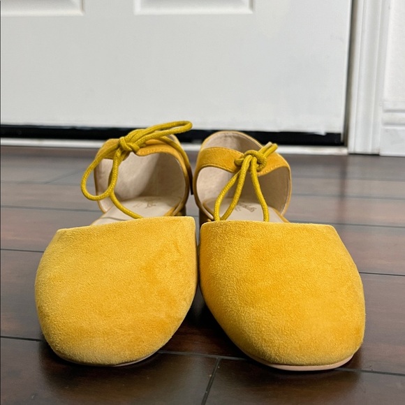 Anthropologie Seychelles Women's Ankle Tie Suede Flats Yellow size 10 New Boho - Picture 3 of 9